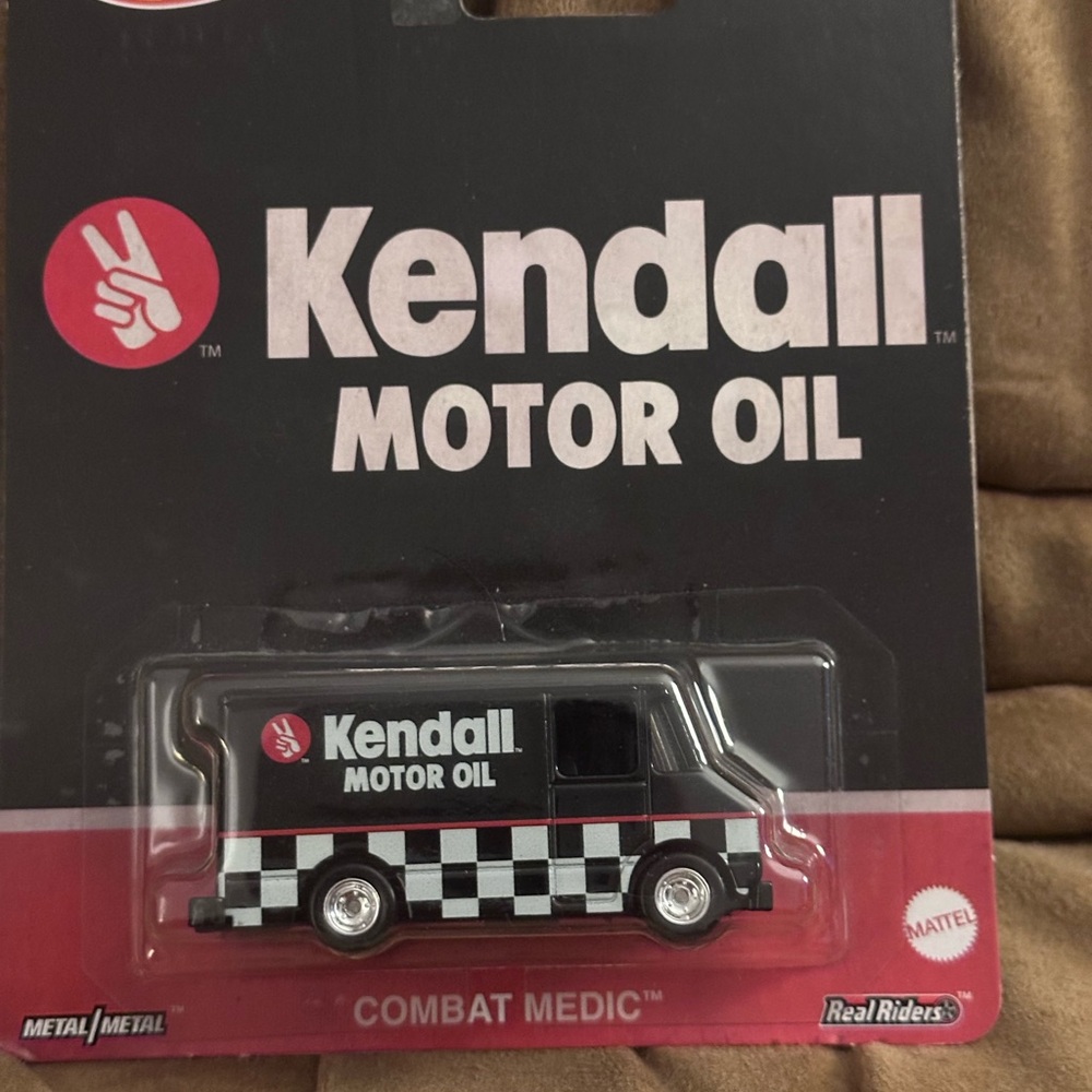Kendall Motor Oil Combat Medic Toy Van